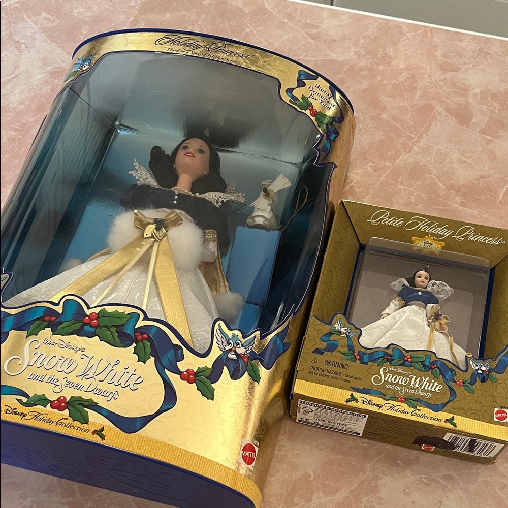 Disney Snow White Holiday Doll with matching ornament vintage 1998